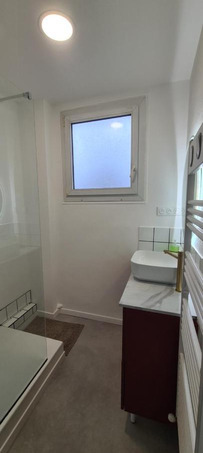 Private Room In Shared Apartment III Beauvais Buitenkant foto