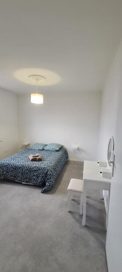 Private Room In Shared Apartment III Beauvais Buitenkant foto